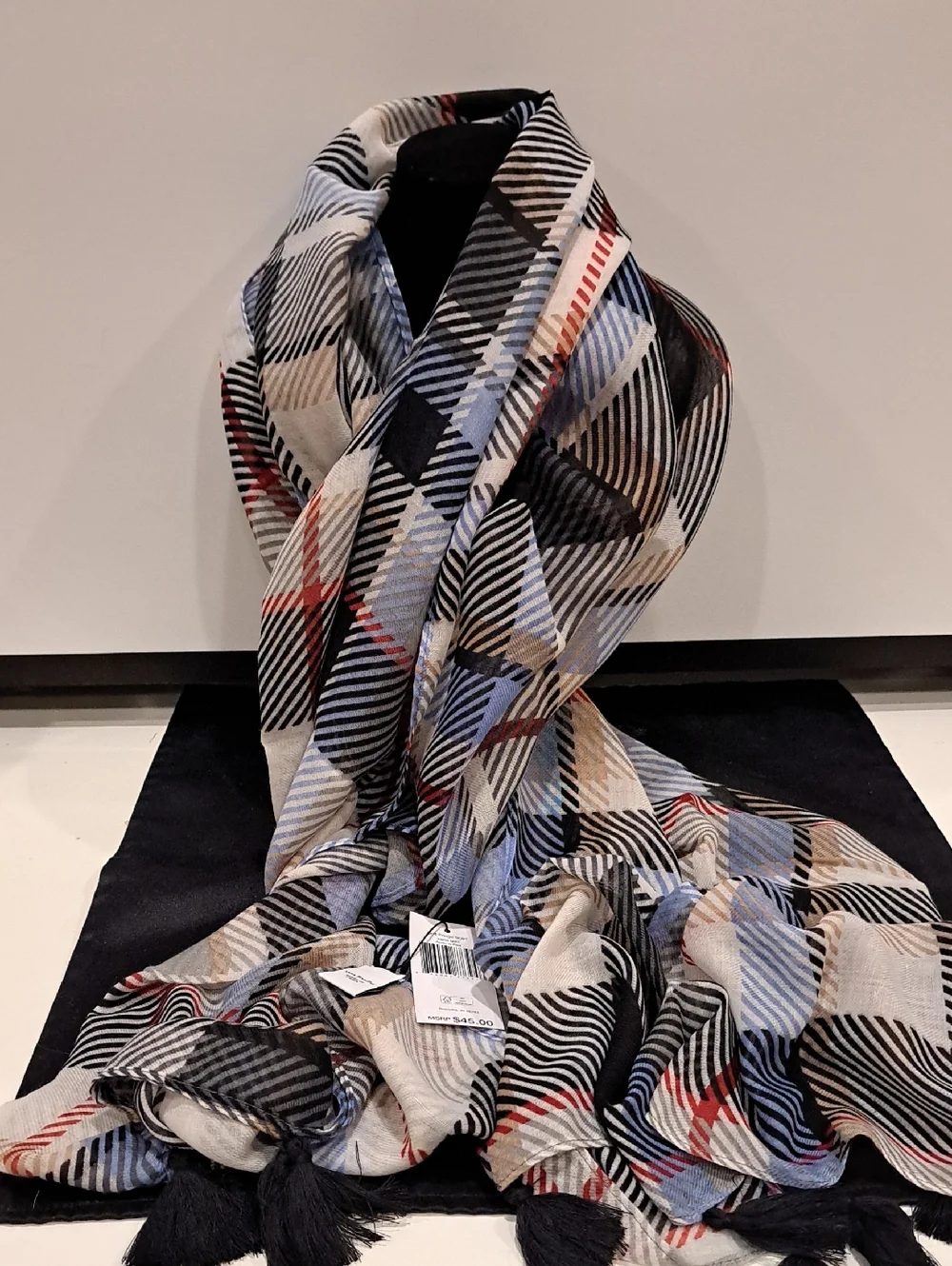 NIB Vera Bradley "Perfectly Plaid" Soft Fringe Scarf. Msrp $45 - Picture 1 of 5